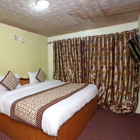 Oyo 18416 Hotel Park Palace Pahalgām Екстериор снимка