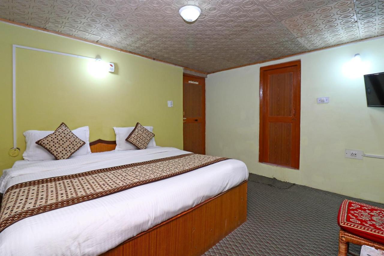 Oyo 18416 Hotel Park Palace Pahalgām Екстериор снимка