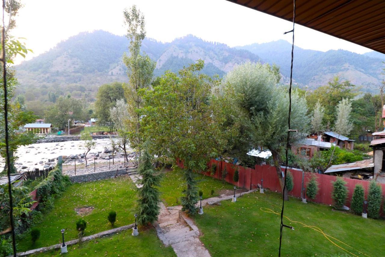 Oyo 18416 Hotel Park Palace Pahalgām Екстериор снимка