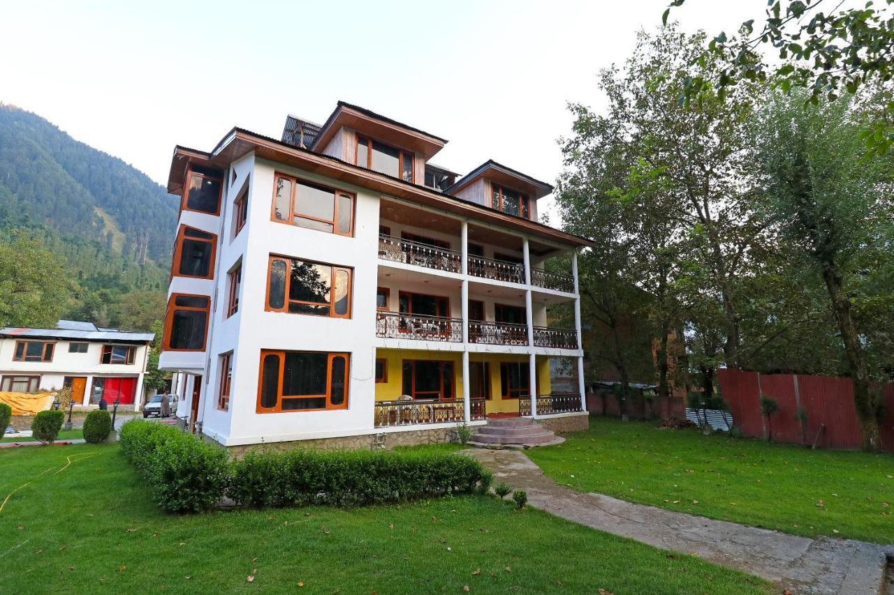Oyo 18416 Hotel Park Palace Pahalgām Екстериор снимка